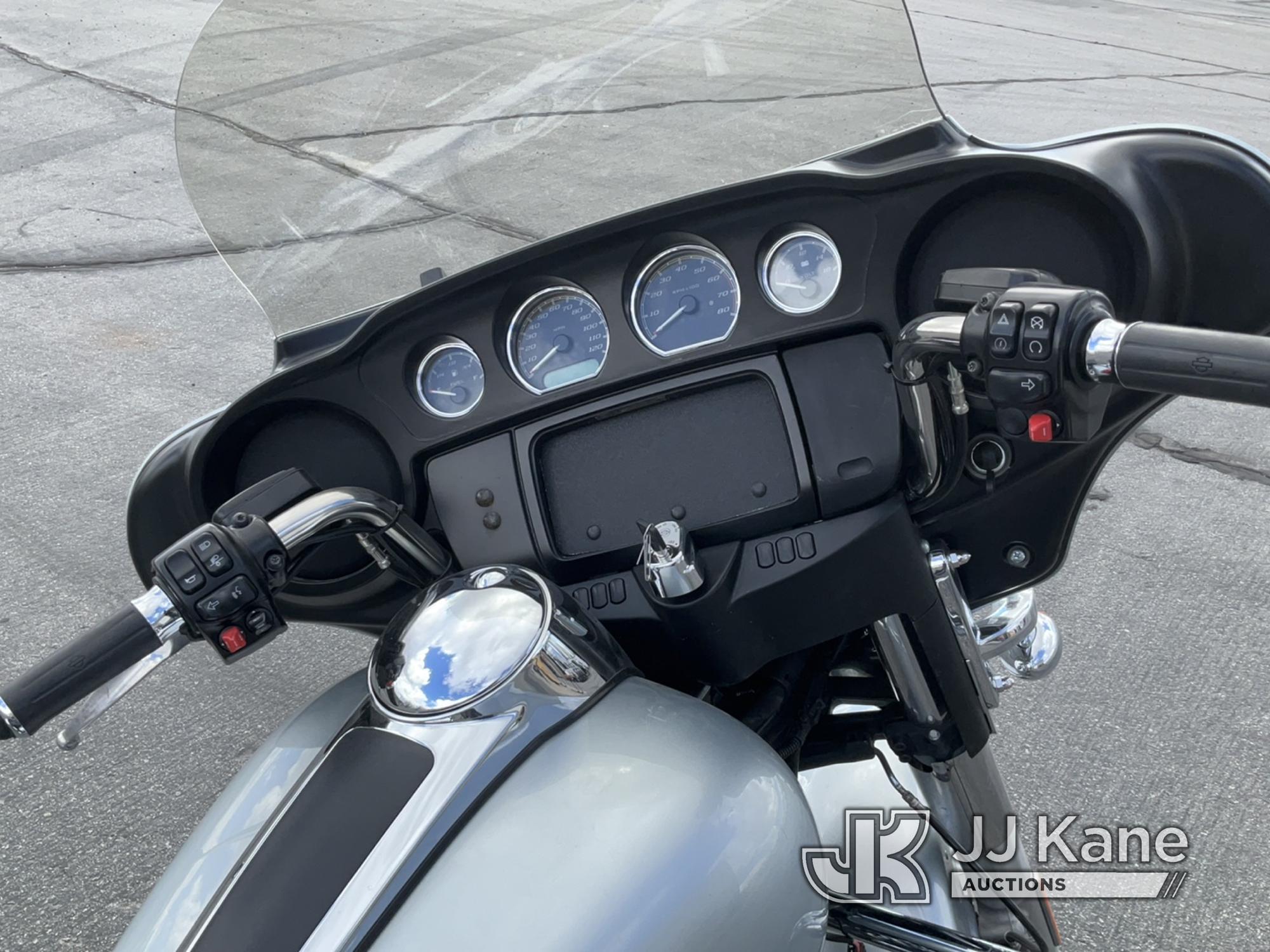 (Salt Lake City, UT) 2015 Harley-Davidson FLHTP Police Motorcycle Runs & Moves) (ABS Light On