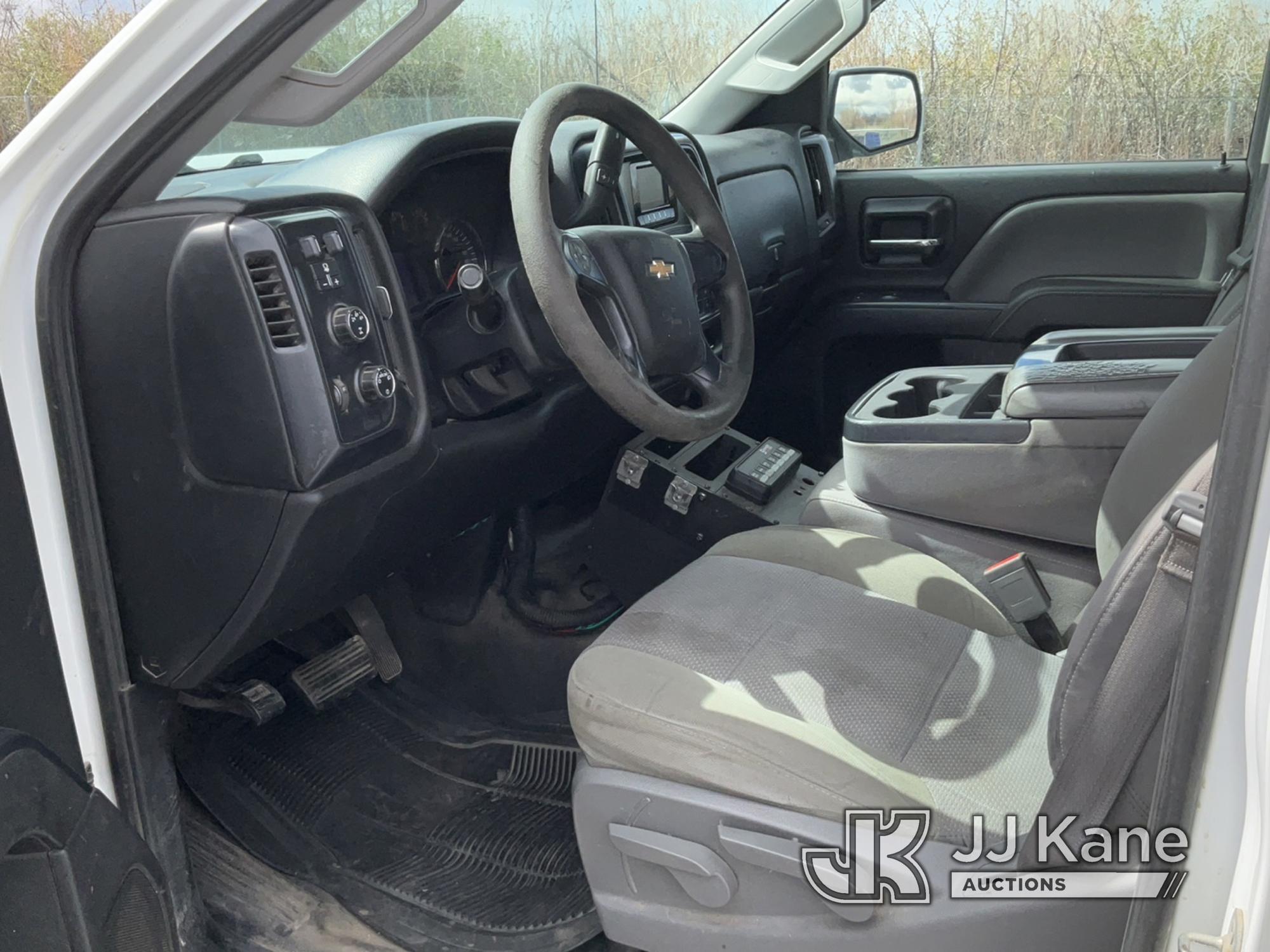 (Salt Lake City, UT) 2015 Chevrolet Silverado 2500HD 4x4 Crew-Cab Pickup Truck Runs & Moves