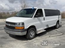 (Salt Lake City, UT) 2015 Chevrolet Express G3500 Passenger Van Runs & Moves) (Check Engine Light On