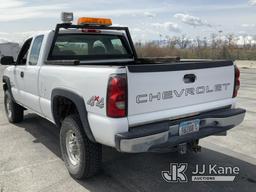 (Salt Lake City, UT) 2006 Chevrolet Silverado 2500HD 4x4 Extended-Cab Pickup Truck Runs & Moves