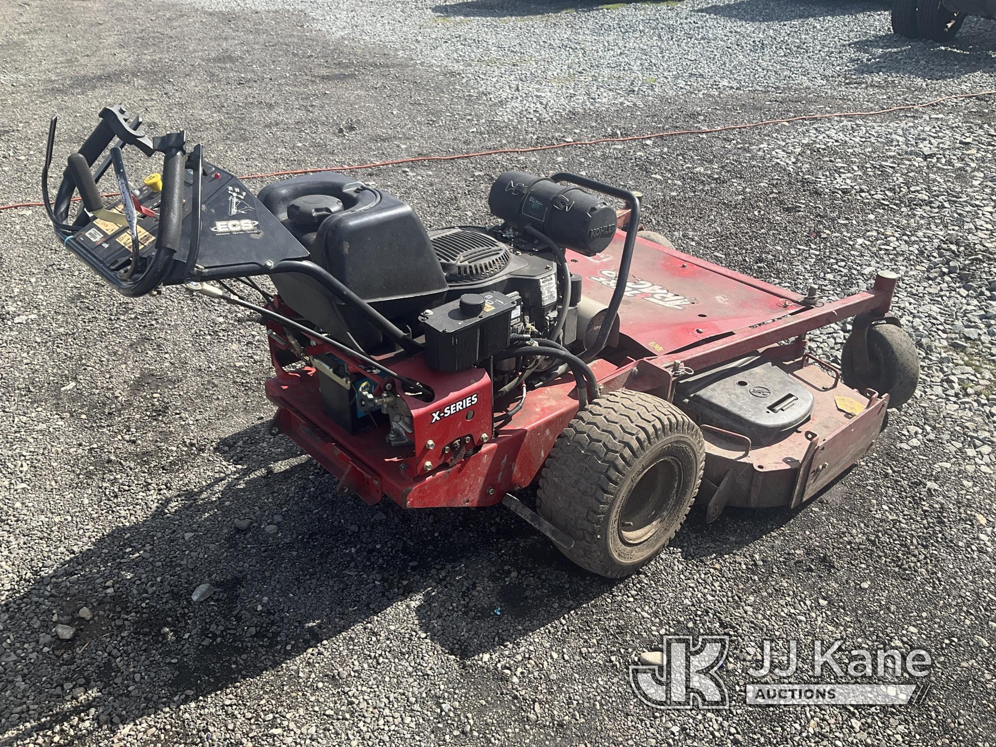 (Tacoma, WA) 2015 Exmark Lawn Mower Runs & Moves In Reverse)(Engine Dies Going Forward