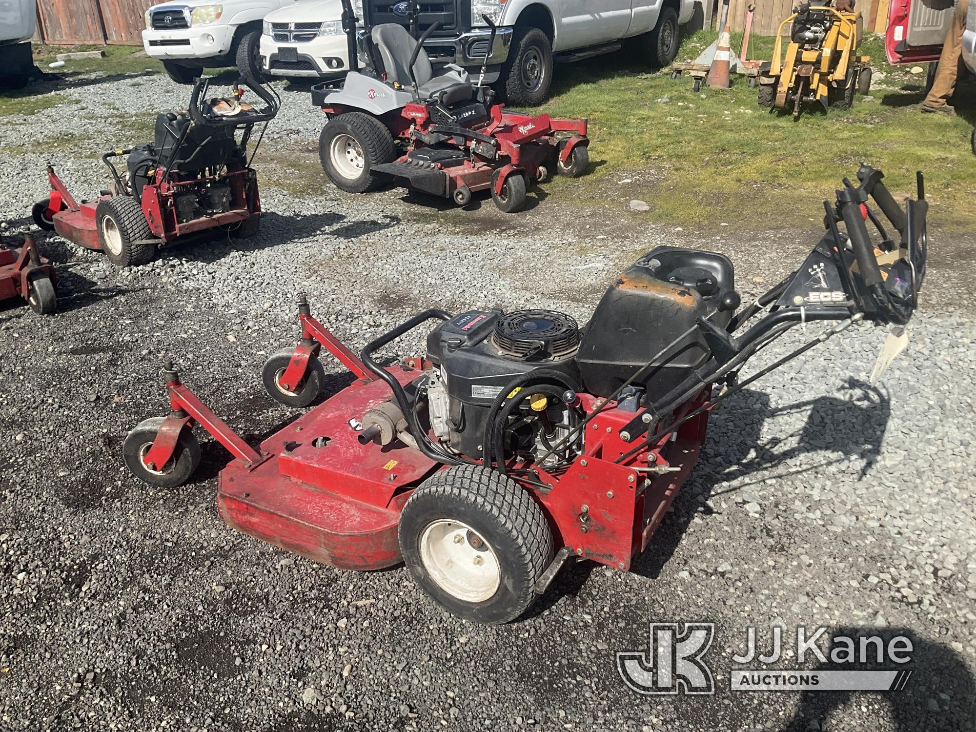 (Tacoma, WA) 2015 Exmark Lawn Mower Runs & Operates. Good Tires