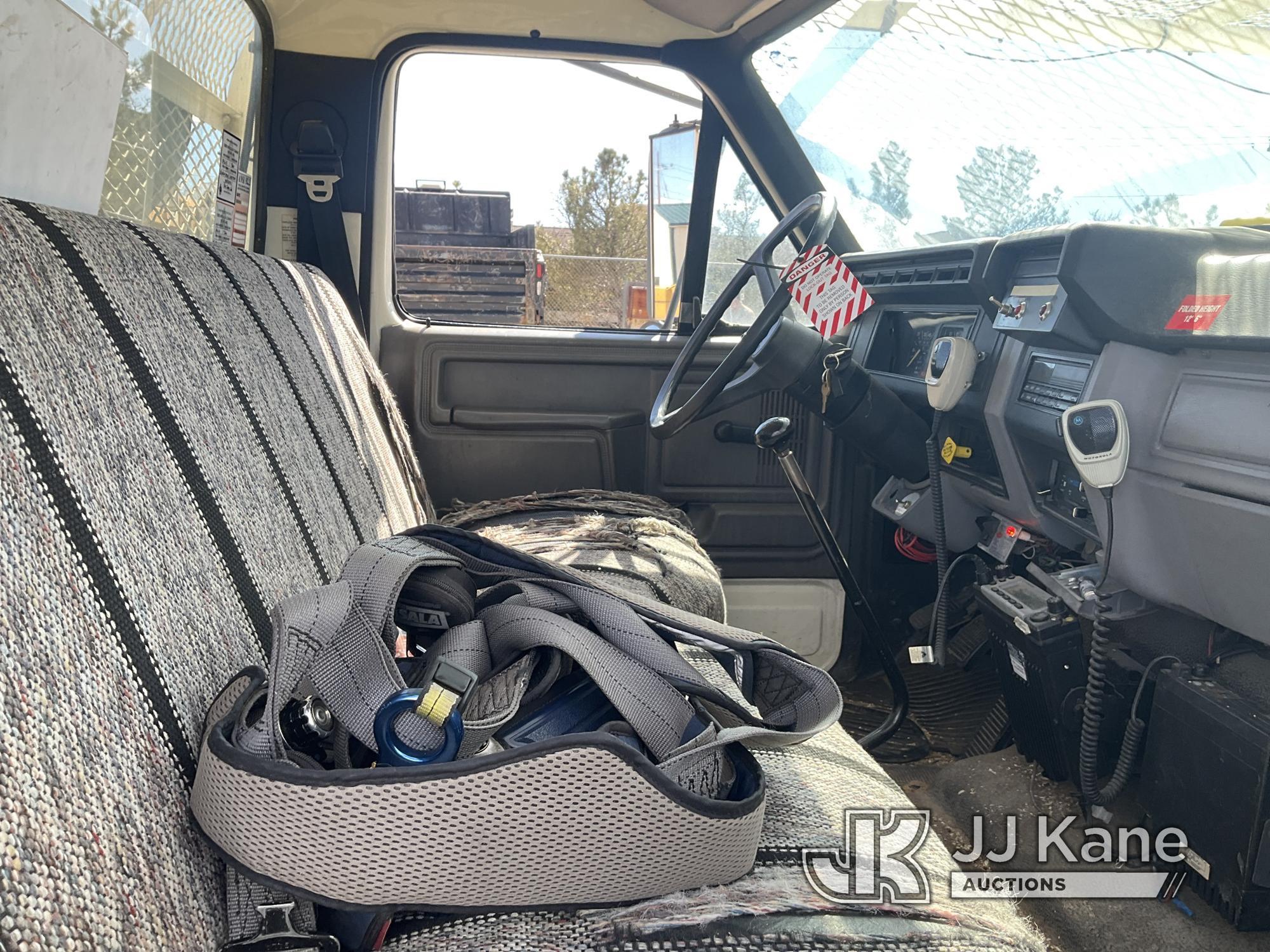 (Casper, WY) TECO S5-55I2P-2TRS1, Over-Center Bucket Truck mounted behind cab on 1998 Ford F800 Chip