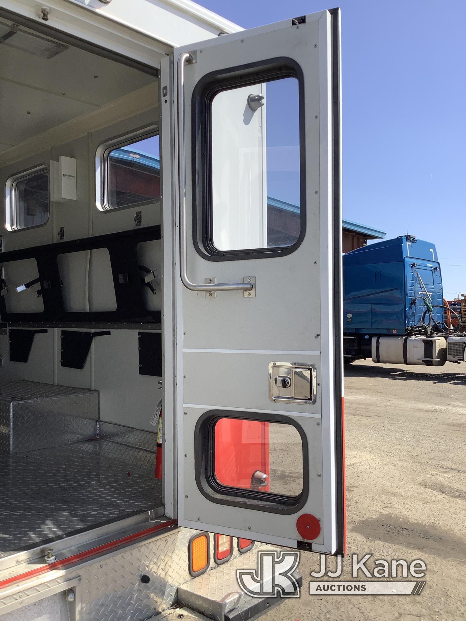 (Fresno, CA) 2008 Ford E450 Ambulance/Rescue Vehicle Jump to Start) (Minor Body Damage, Rust Damage,