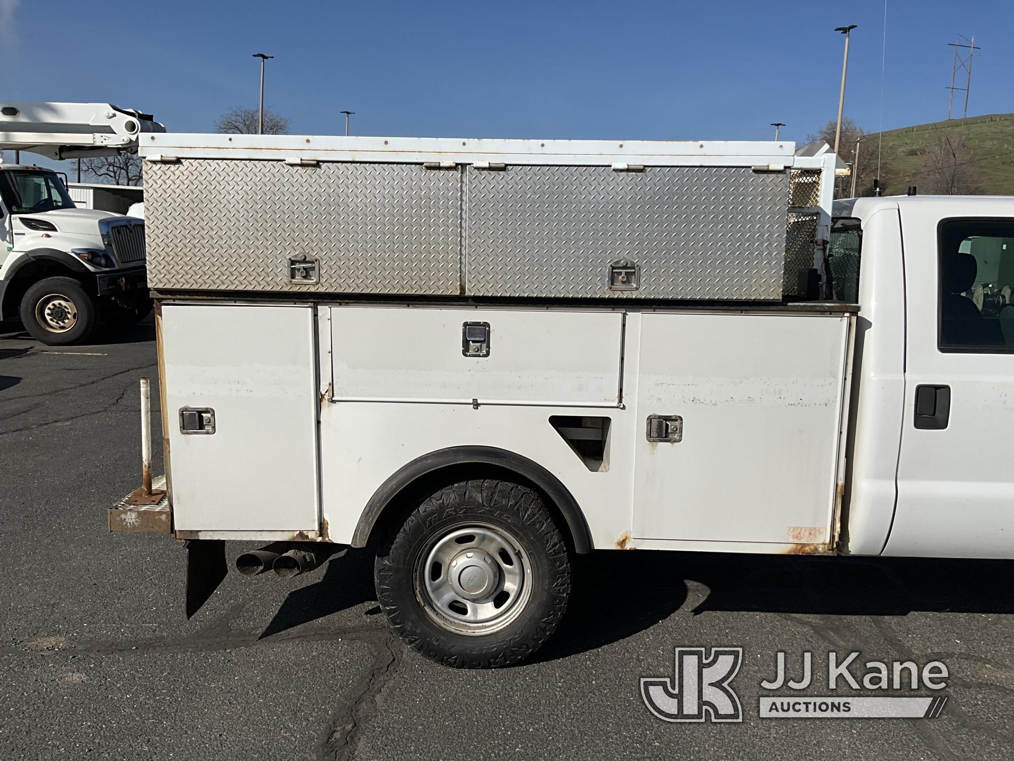 (Lewiston, ID) 2012 Ford F350 4x4 Crew-Cab Service Truck Runs with Engine Tick/Issues & Moves) (Sell