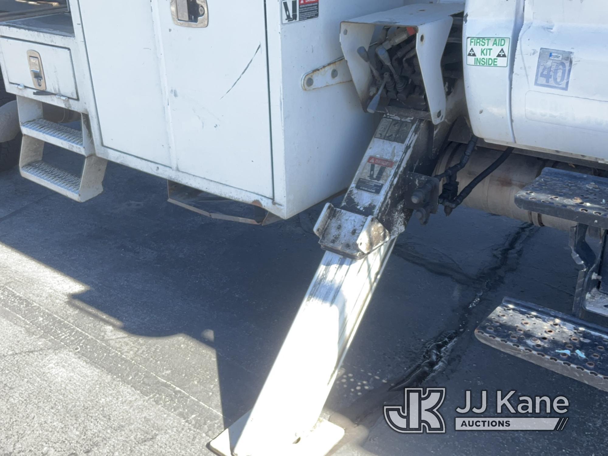 (Salt Lake City, UT) Altec LR760E70, mounted behind cab on 2013 Ford F750 Chipper Dump Truck Runs, M