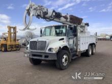 (Phoenix, AZ) Altec D3060-TR, Digger Derrick rear mounted on 2005 International 7400 Utility Truck R