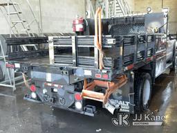 (Las Vegas, NV) 2012 Ford F550 4x4 Extended-Cab Flatbed/Service Truck Runs & Moves) (Bad Transmissio