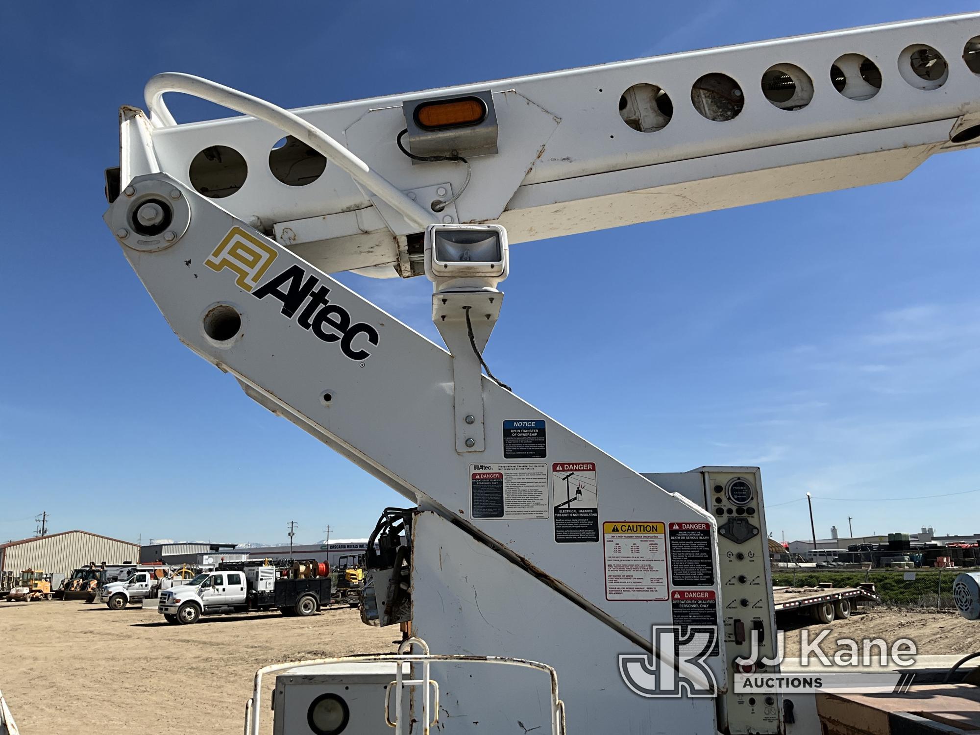 (Nampa, ID) Altec AT40C, Telescopic Non-Insulated Cable Placing Bucket Truck rear mounted on 2008 In