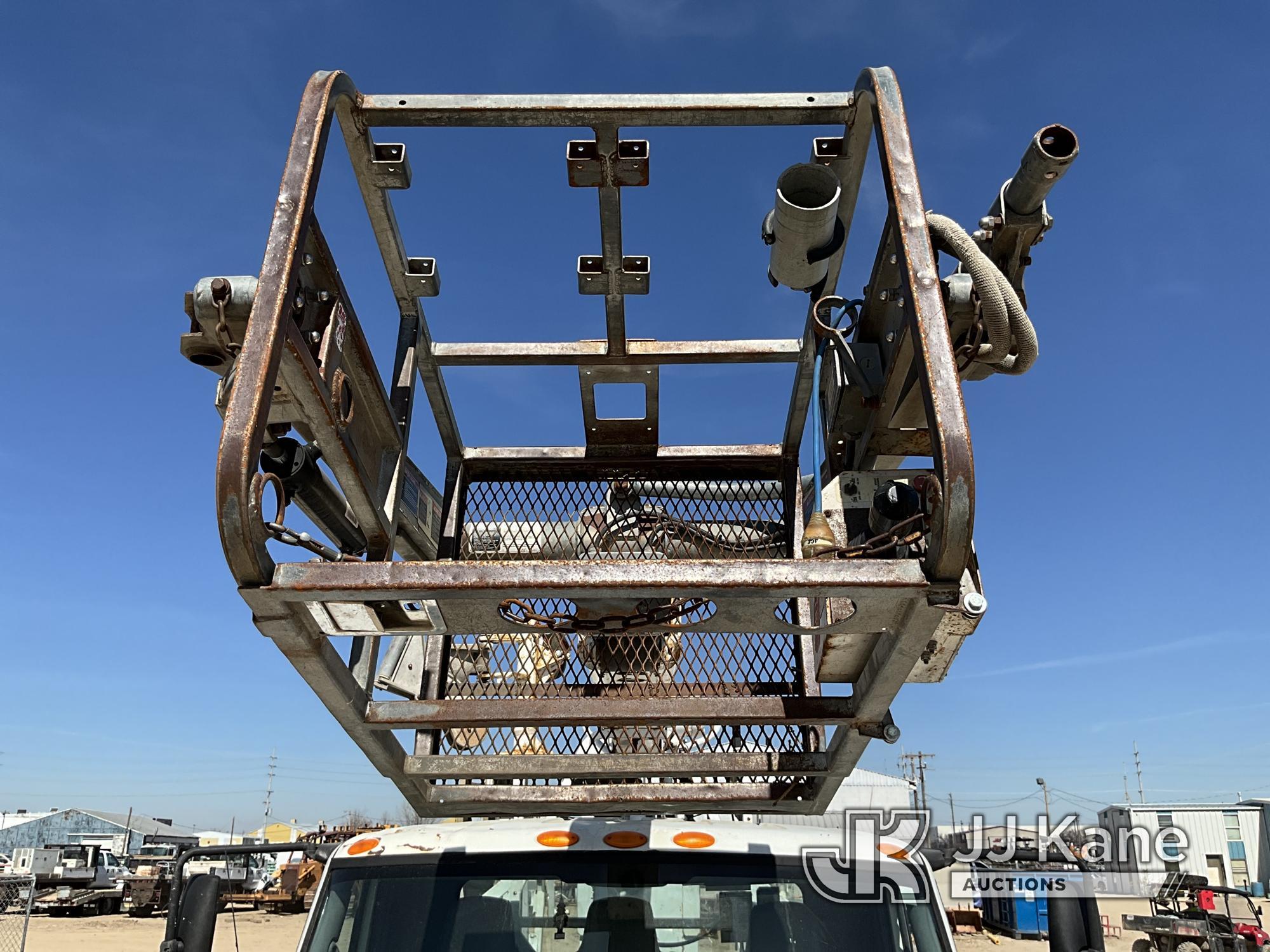 (Nampa, ID) Altec AT40C, Telescopic Non-Insulated Cable Placing Bucket Truck rear mounted on 2008 In