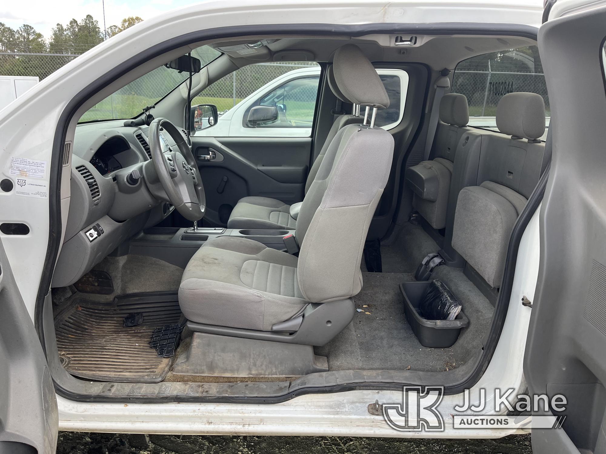 (Chester, VA) 2018 Nissan Frontier Extended-Cab Pickup Truck Runs & Moves) (Major Body Damage, Rear