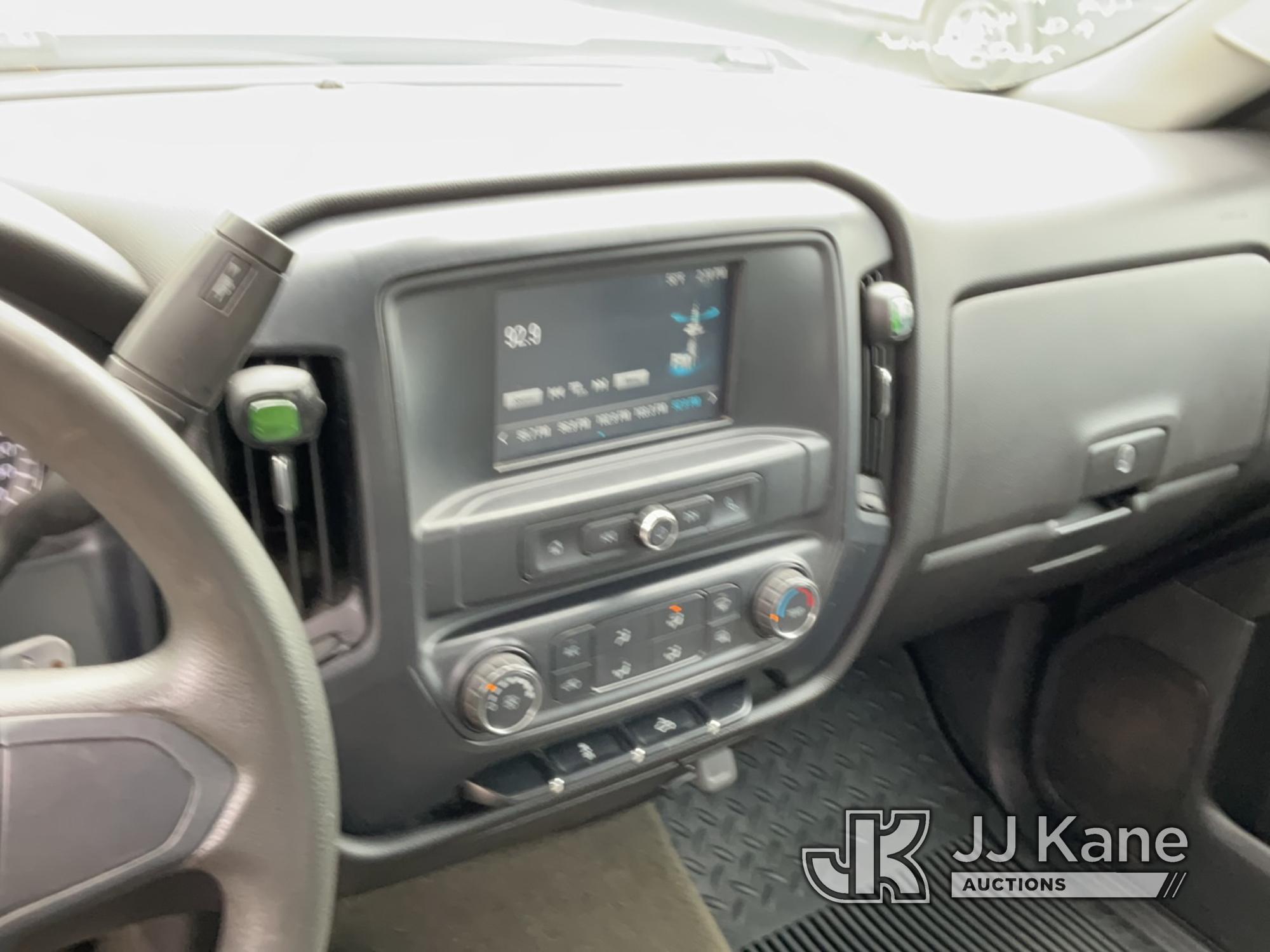 (Charlotte, NC) 2016 Chevrolet Silverado 1500 4x4 Extended-Cab Pickup Truck Runs & Moves) (Check Eng