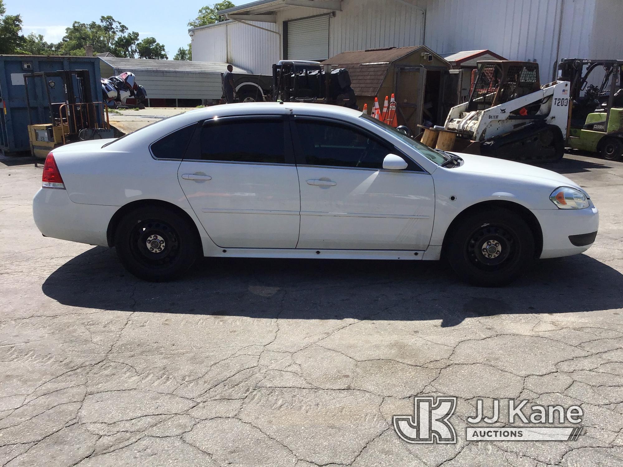 (Ocala, FL) 2013 Chevrolet Impala 4-Door Sedan Runs & Moves) (Minor Body Damage