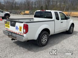 (Verona, KY) 2015 Nissan Frontier 4x4 Extended-Cab Pickup Truck Runs & Moves) (Low Power Steering