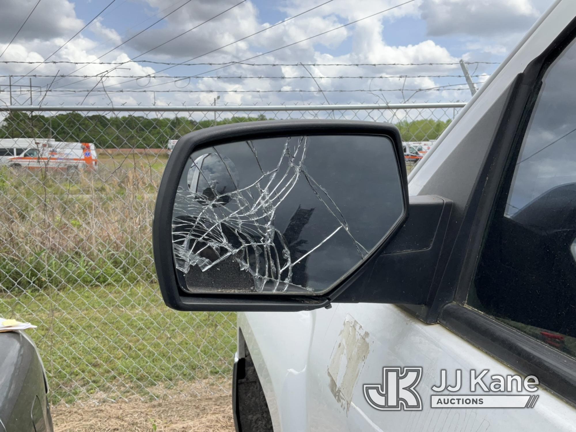 (Florence, SC) 2018 Chevrolet Silverado 2500 4x4 Crew-Cab Pickup Truck, Rear End needs replaced. Run