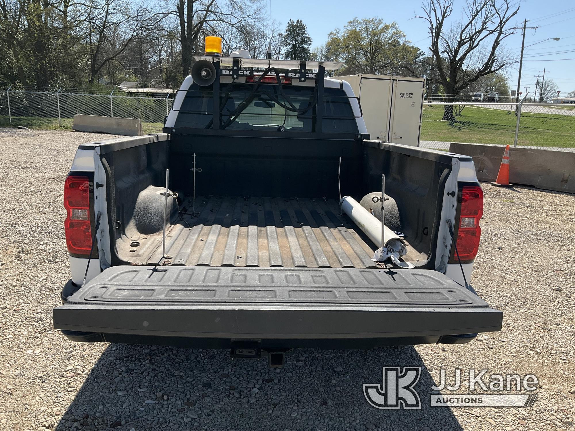 (Charlotte, NC) 2015 Chevrolet Silverado 1500 4x4 Extended-Cab Pickup Truck Runs & Moves) (Jump To S