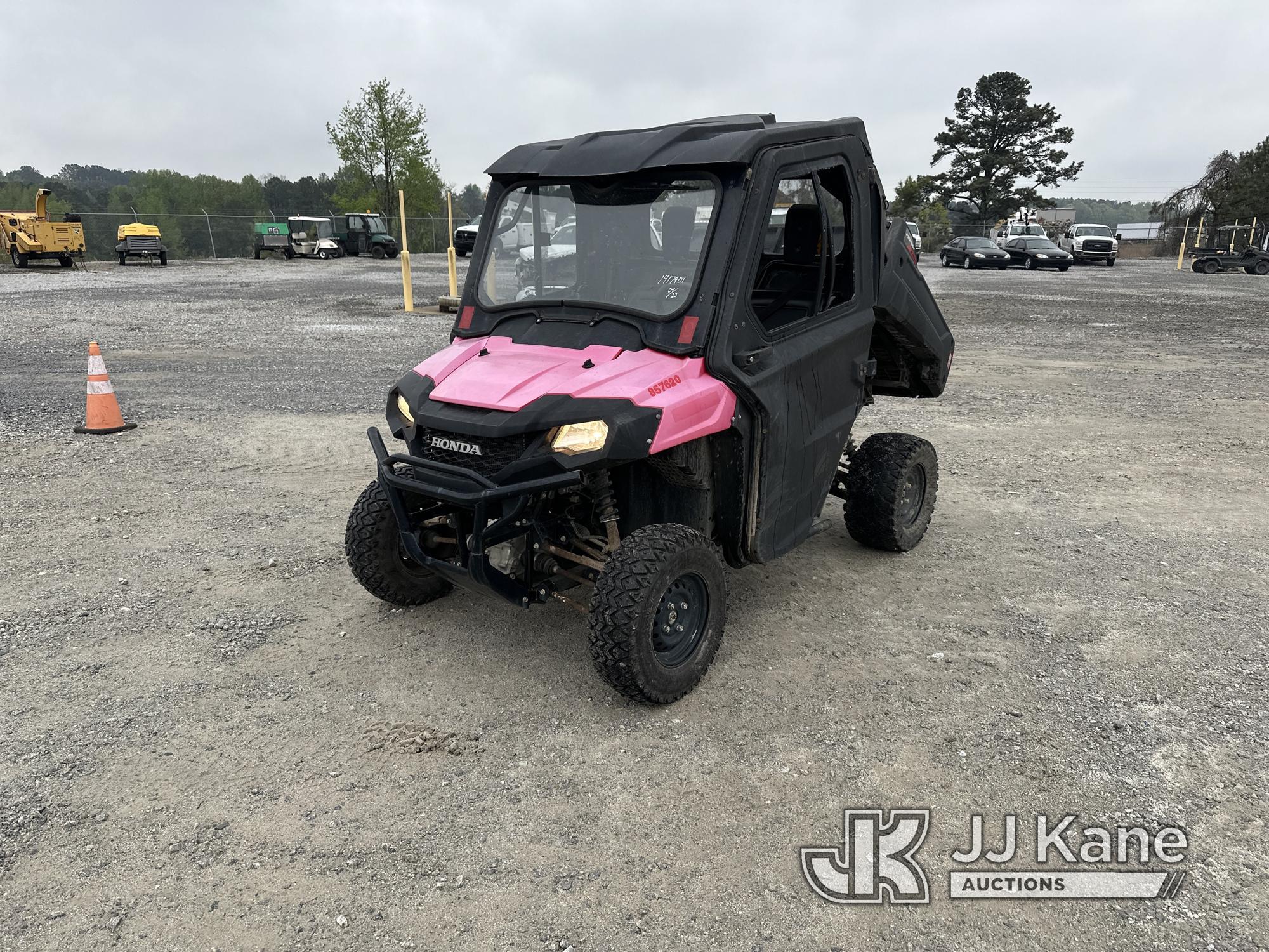 (Villa Rica, GA) 2017 Honda Fourtrax (GA Power Unit) Pioneer 700 4x4 Runs & Moves)( Driver Window Bu