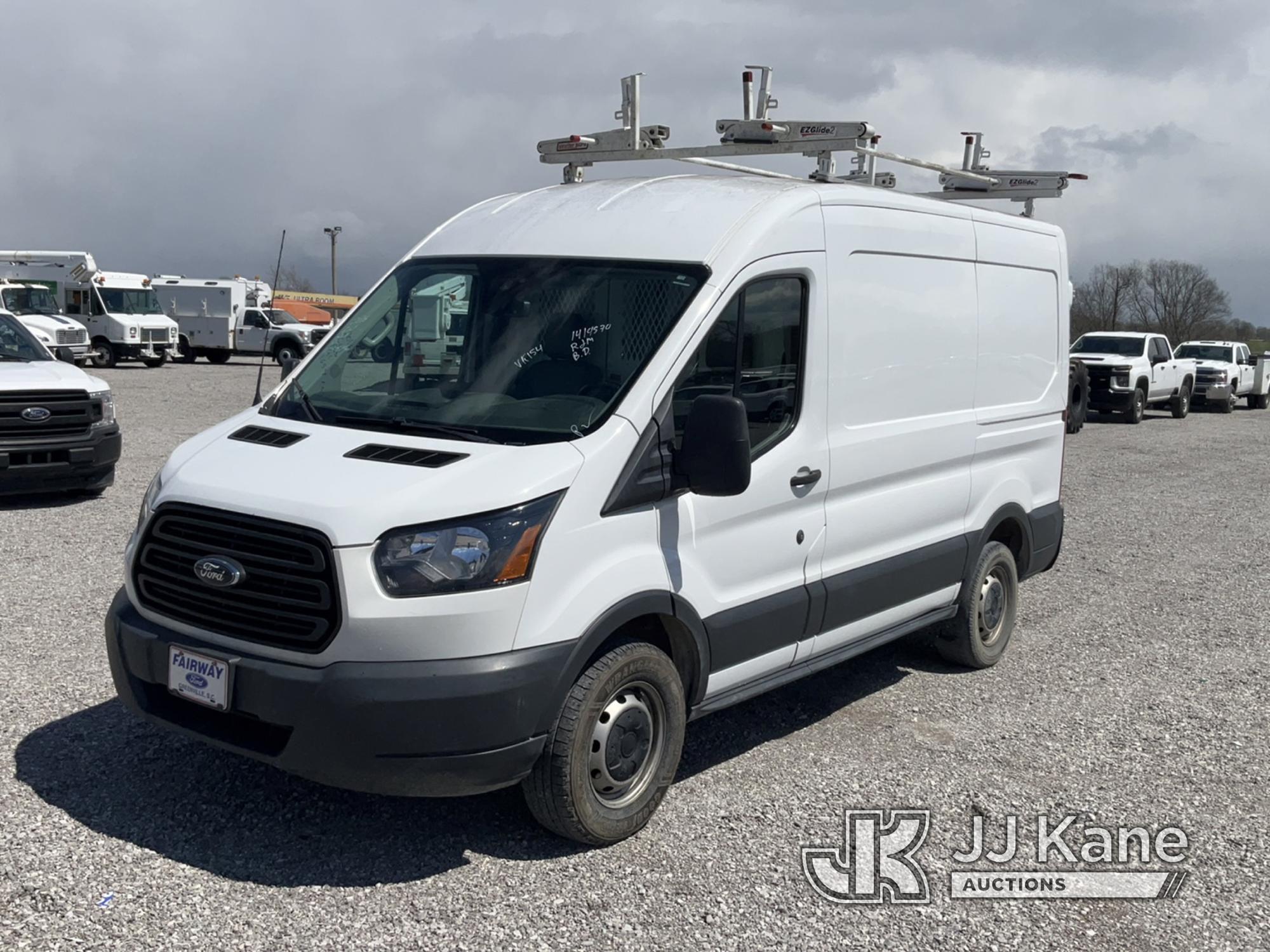 (Verona, KY) 2018 Ford Transit-250 Cargo Van Runs & Moves) (Body Damage