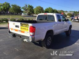 (Ocala, FL) 2017 Toyota Tacoma 4x4 Extended-Cab Pickup Truck Runs & Moves