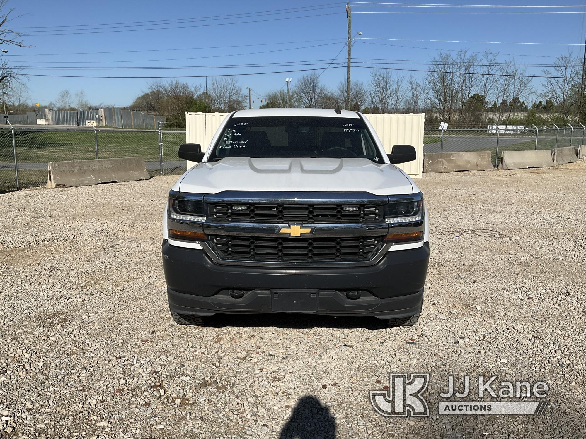 (Charlotte, NC) 2016 Chevrolet Silverado 1500 4x4 Extended-Cab Pickup Truck Duke Unit) (Runs & Moves