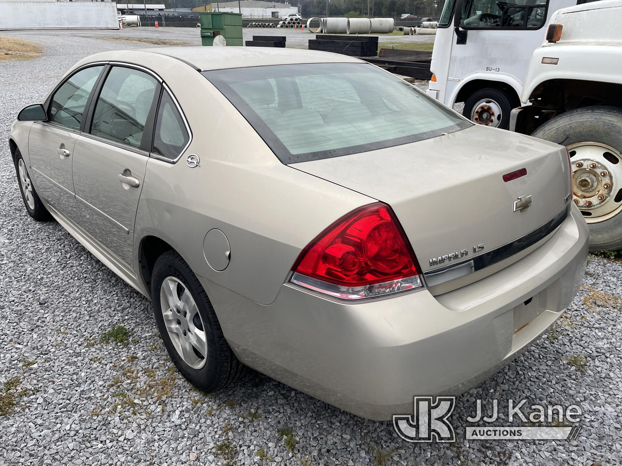 (Columbiana, AL) 2009 Chevrolet Impala 4-Door Sedan, (Municipality Owned) Runs & Moves) (Jump To Sta