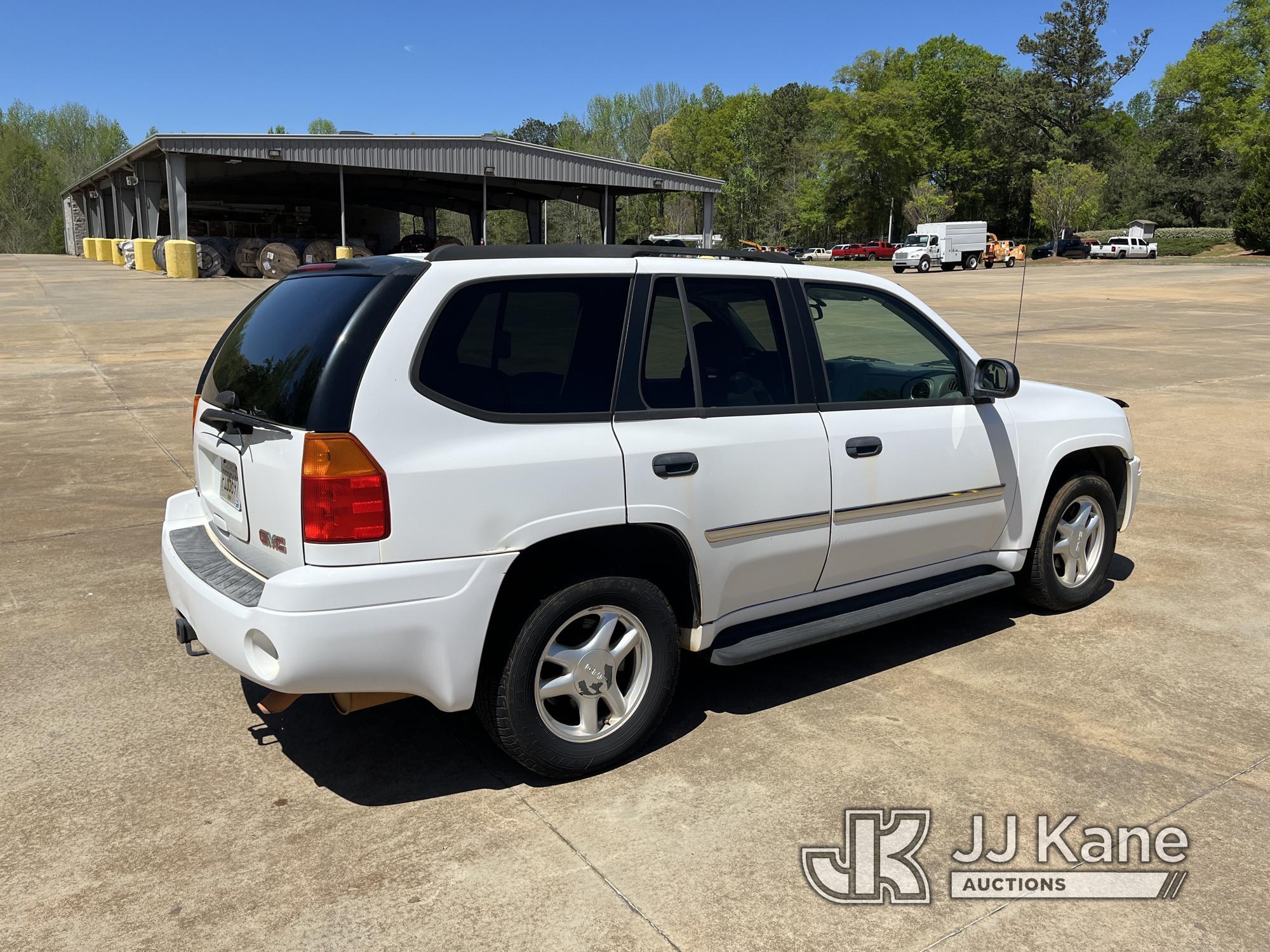 (Lagrange, GA) 2008 GMC Envoy Sport Utility Vehicle (Runs & Moves)