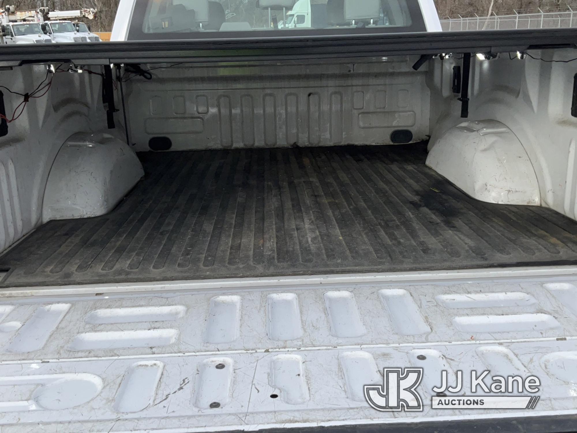 (Verona, KY) 2015 Ford F150 4x4 Extended-Cab Pickup Truck Runs & Moves) (Duke Unit