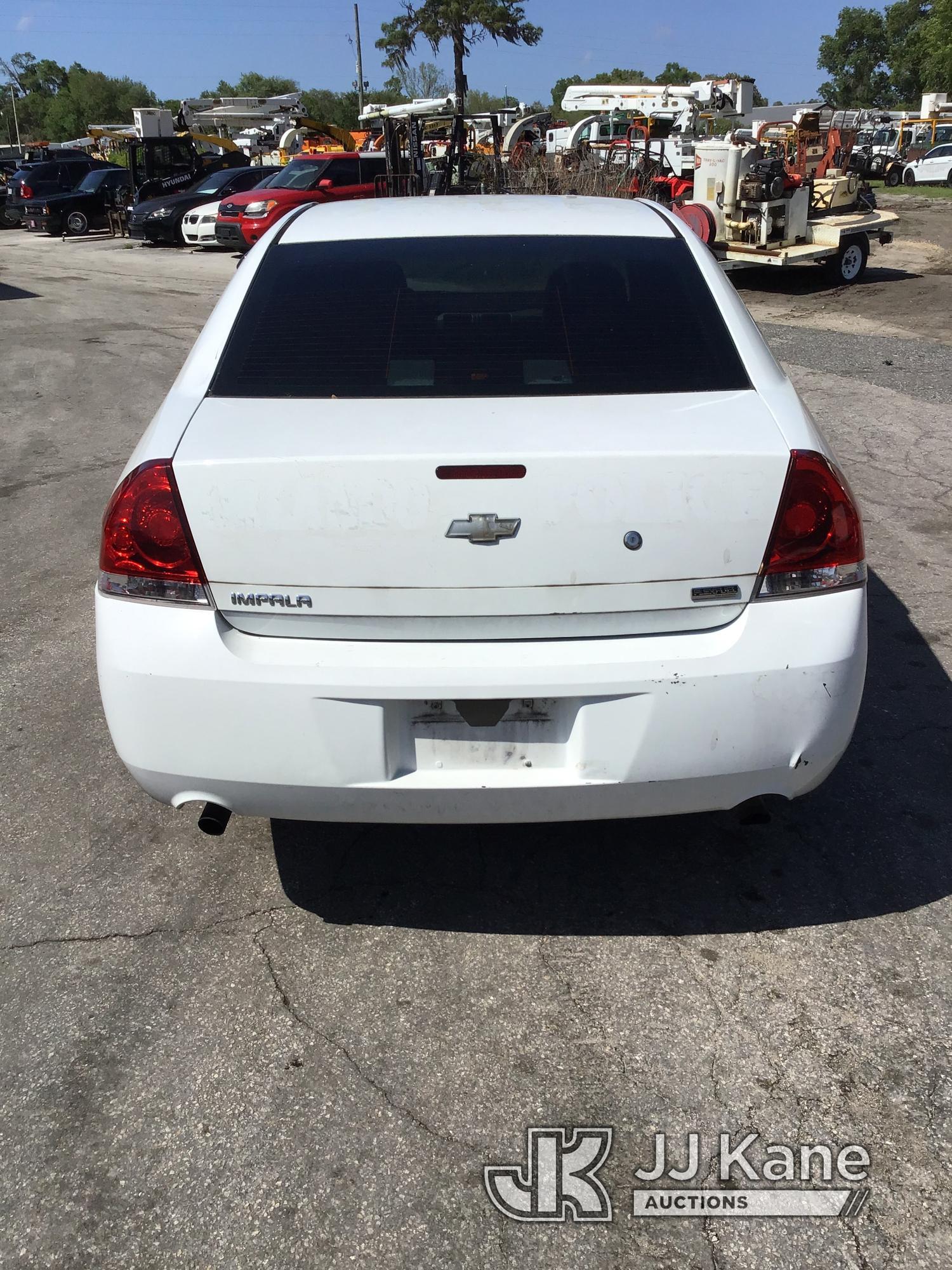 (Ocala, FL) 2013 Chevrolet Impala 4-Door Sedan Runs & Moves) (Minor Body Damage