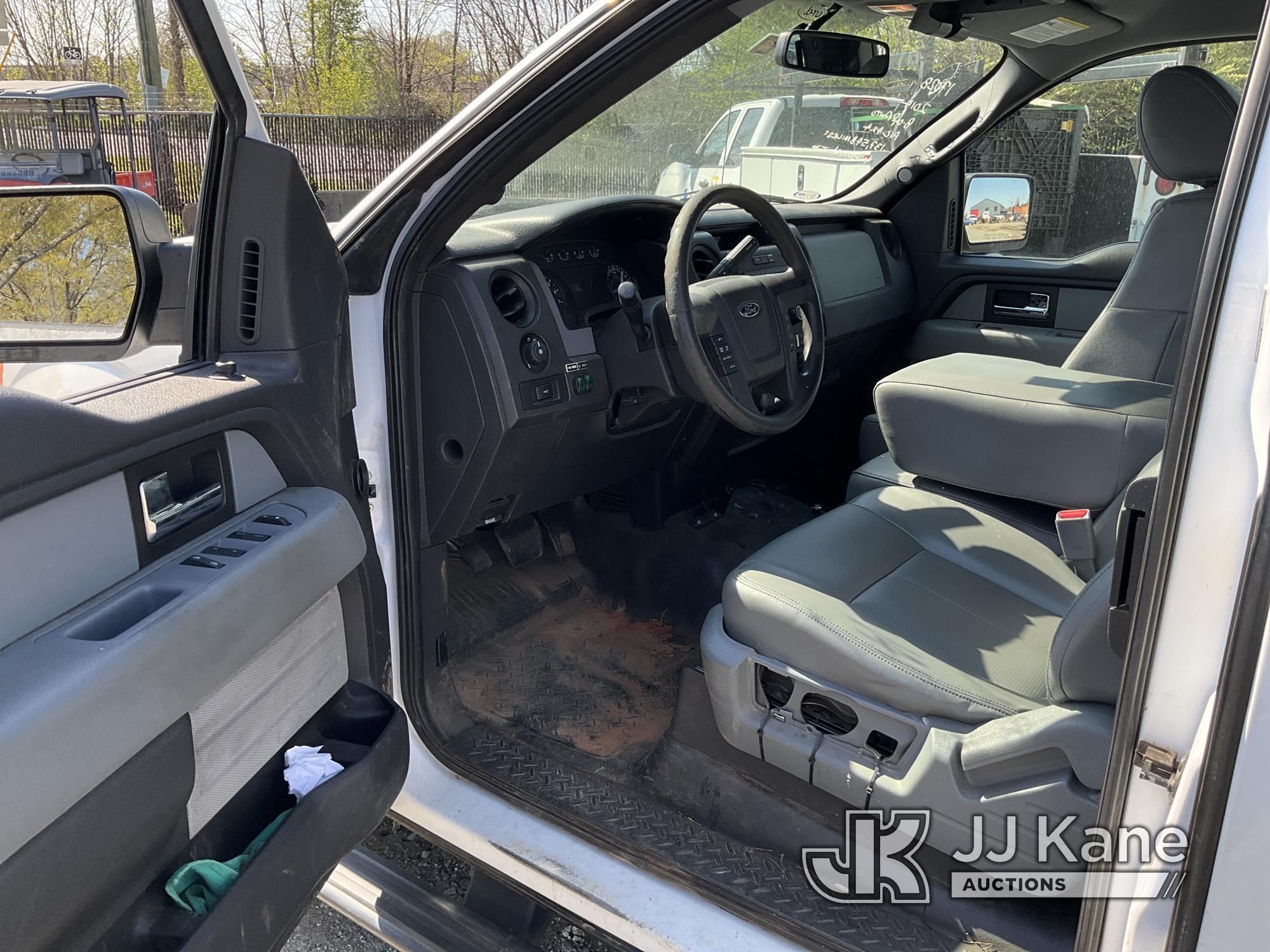 (Charlotte, NC) 2014 Ford F150 4x4 Extended-Cab Pickup Truck Duke Unit) (Runs & Moves