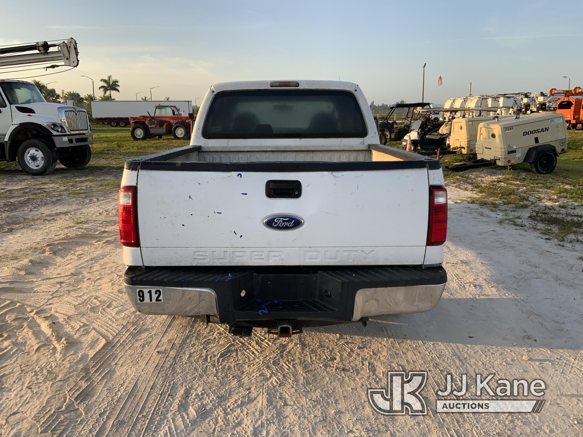 (Westlake, FL) 2010 Ford F250 Crew-Cab Pickup Truck Runs & Moves) (Check Engine Light On, Body Damag