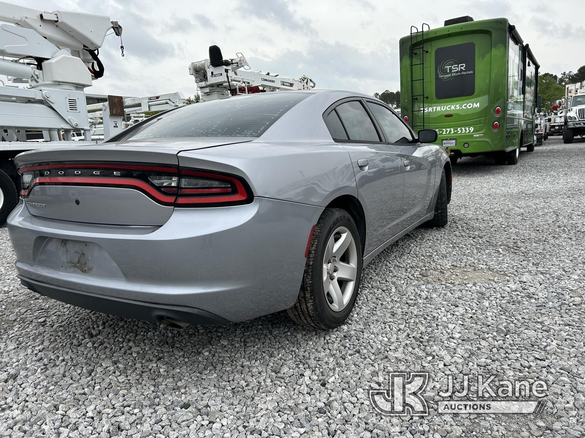 (Covington, LA) 2015 Dodge Charger Police Package 4-Door Sedan Runs & Moves