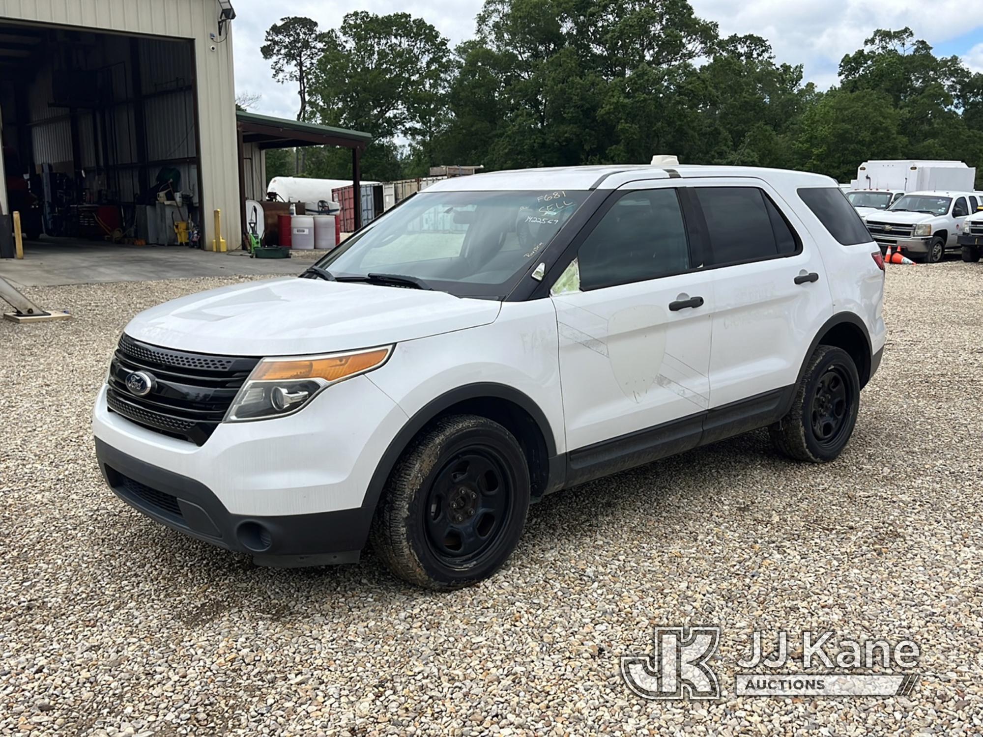 (Robert, LA) 2013 Ford Explorer AWD Police Interceptor 4-Door Sport Utility Vehicle Runs, Moves) (Lo