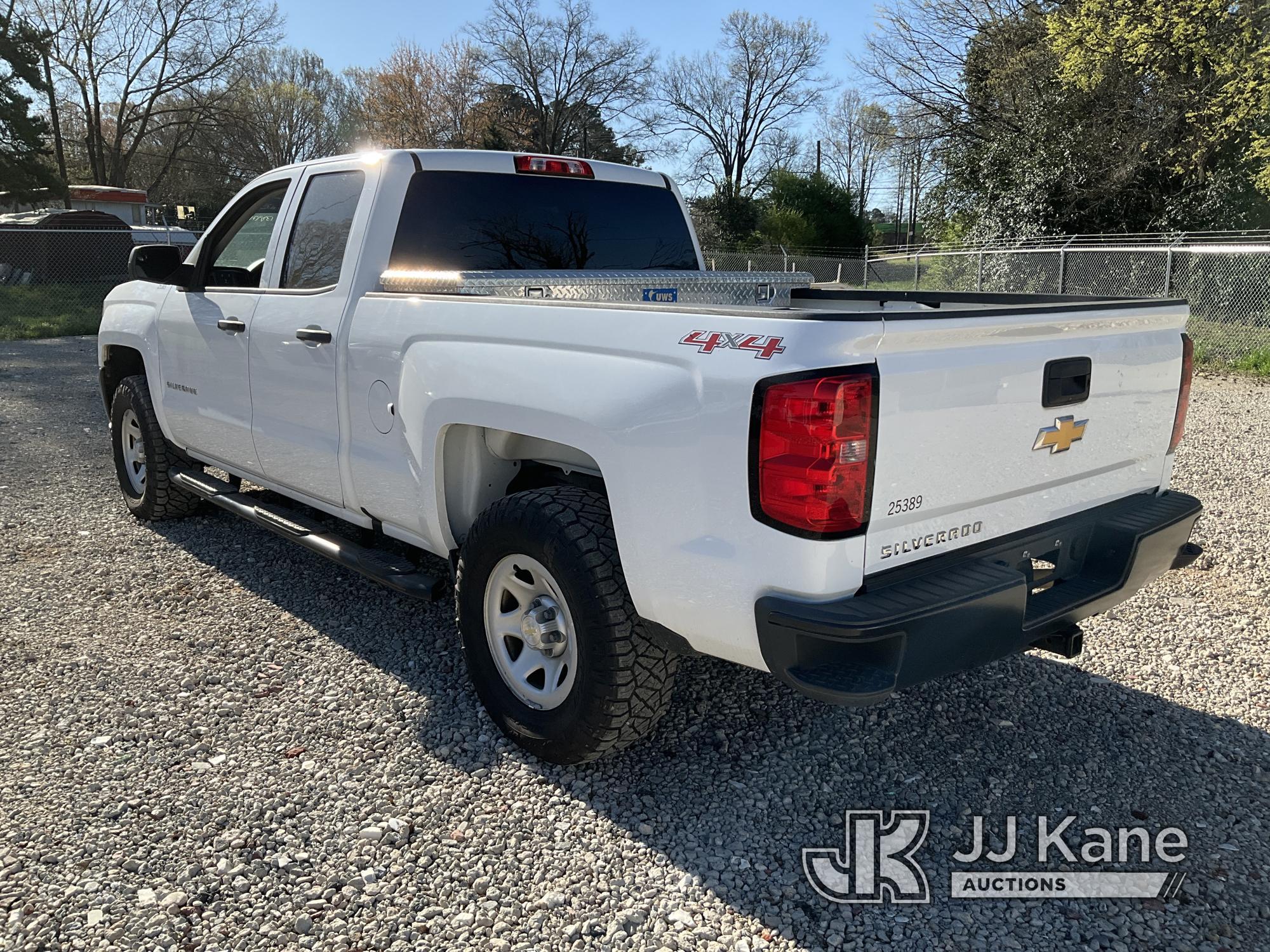 (Charlotte, NC) 2016 Chevrolet Silverado 1500 4x4 Extended-Cab Pickup Truck Duke Unit) (Runs & Moves