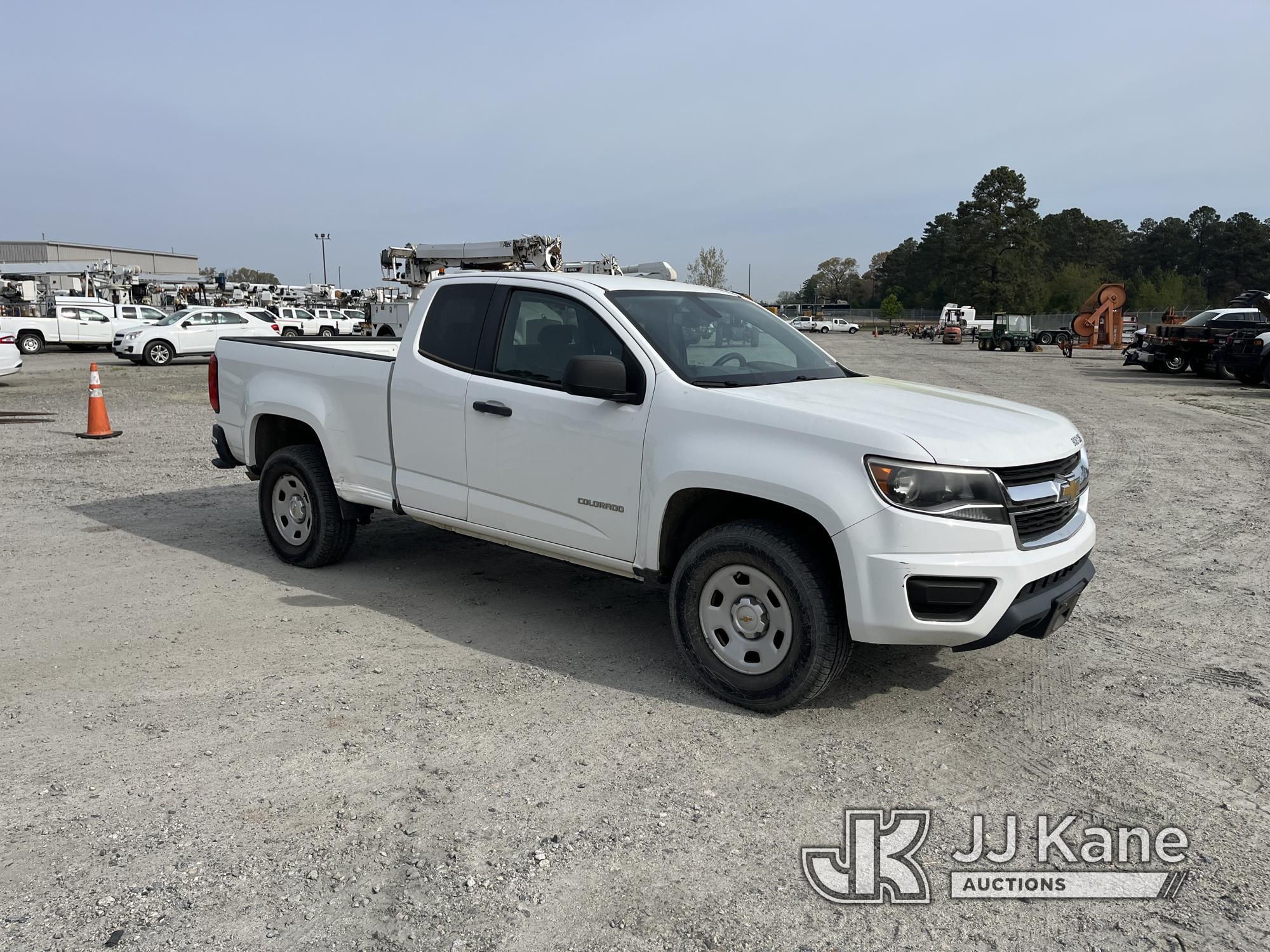 (Chester, VA) 2016 Chevrolet Colorado Extended-Cab Pickup Truck Runs & Moves) (Seller States: Transm