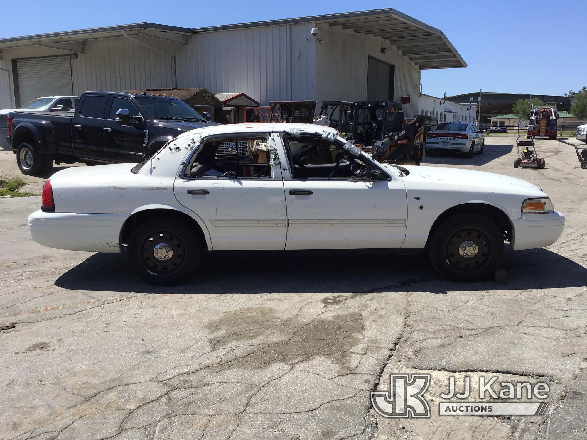 (Ocala, FL) 2011 Ford Crown Victoria Police Interceptor 4-Door Sedan No Engine Or Transmission, Has