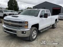 (Charlotte, NC) 2018 Chevrolet Silverado 2500HD 4x4 Crew-Cab Pickup Truck Runs & Moves