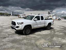 (Chester, VA) 2017 Toyota Tacoma 4x4 Extended-Cab Pickup Truck Runs & Moves