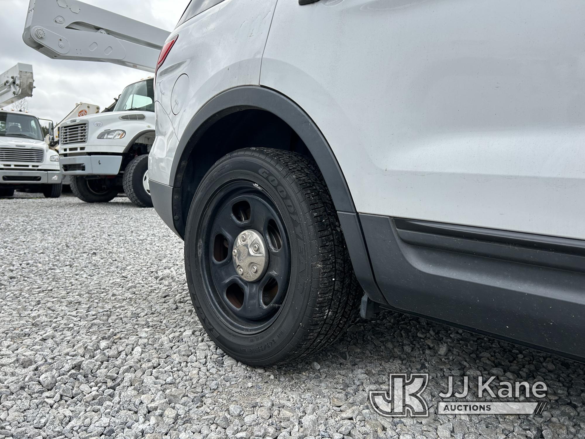 (Covington, LA) 2013 Ford Explorer AWD Police Interceptor 4-Door Sport Utility Vehicle Runs & Moves)