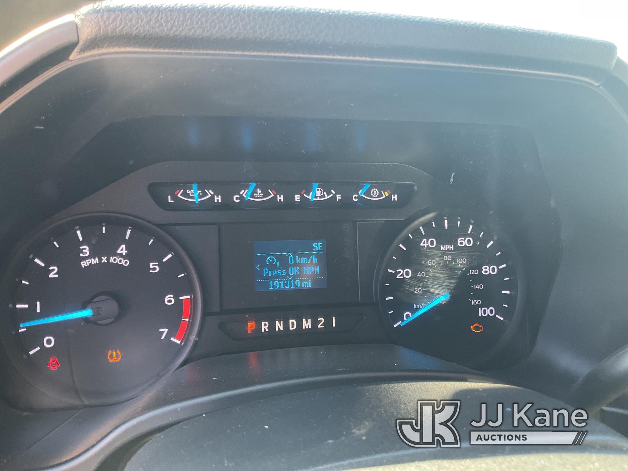 (Villa Rica, GA) 2017 Ford F250 4x4 Crew-Cab Pickup Truck Runs & Moves)( Check Engine Light On, Body