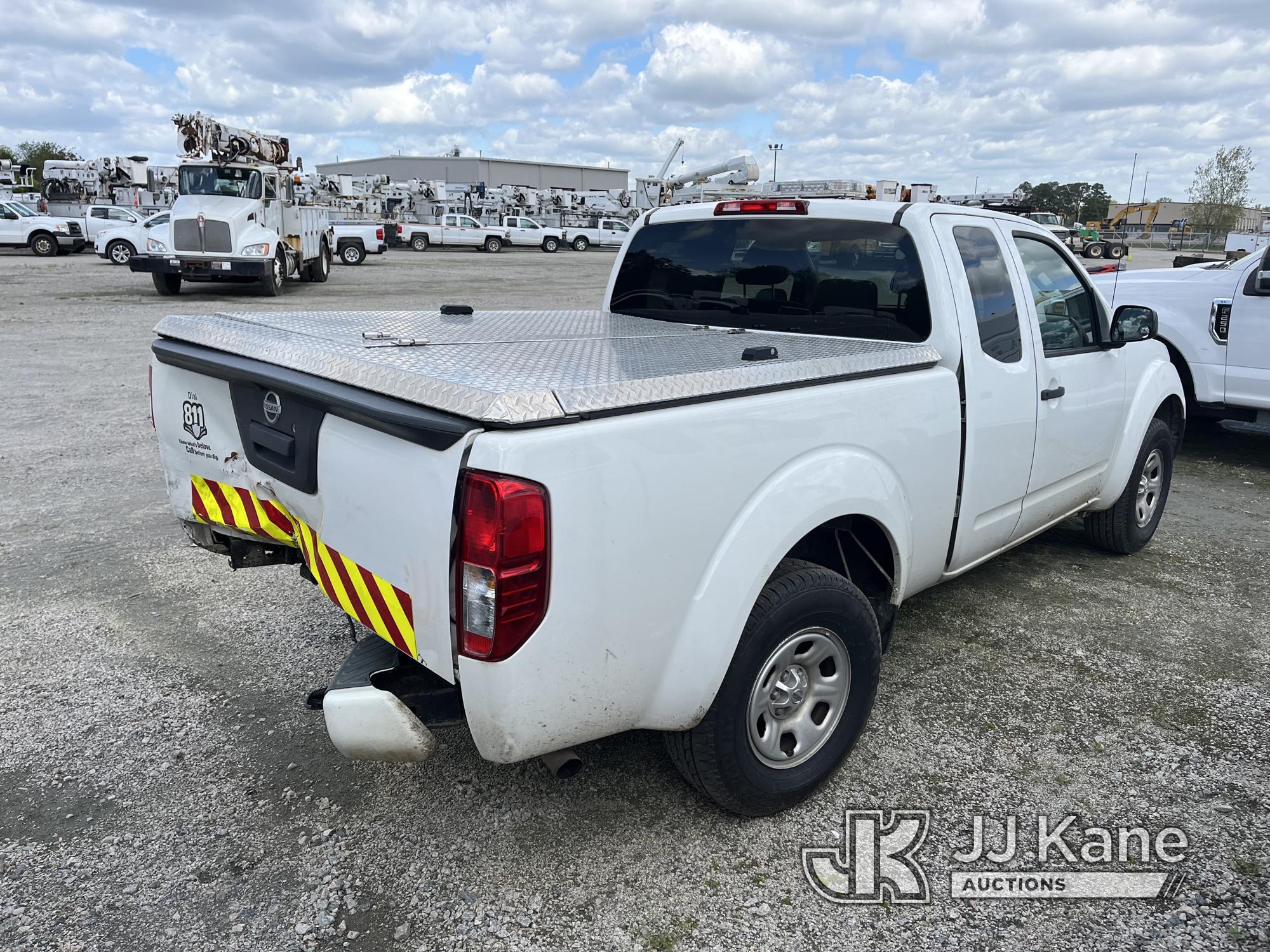 (Chester, VA) 2018 Nissan Frontier Extended-Cab Pickup Truck Runs & Moves) (Major Body Damage, Rear