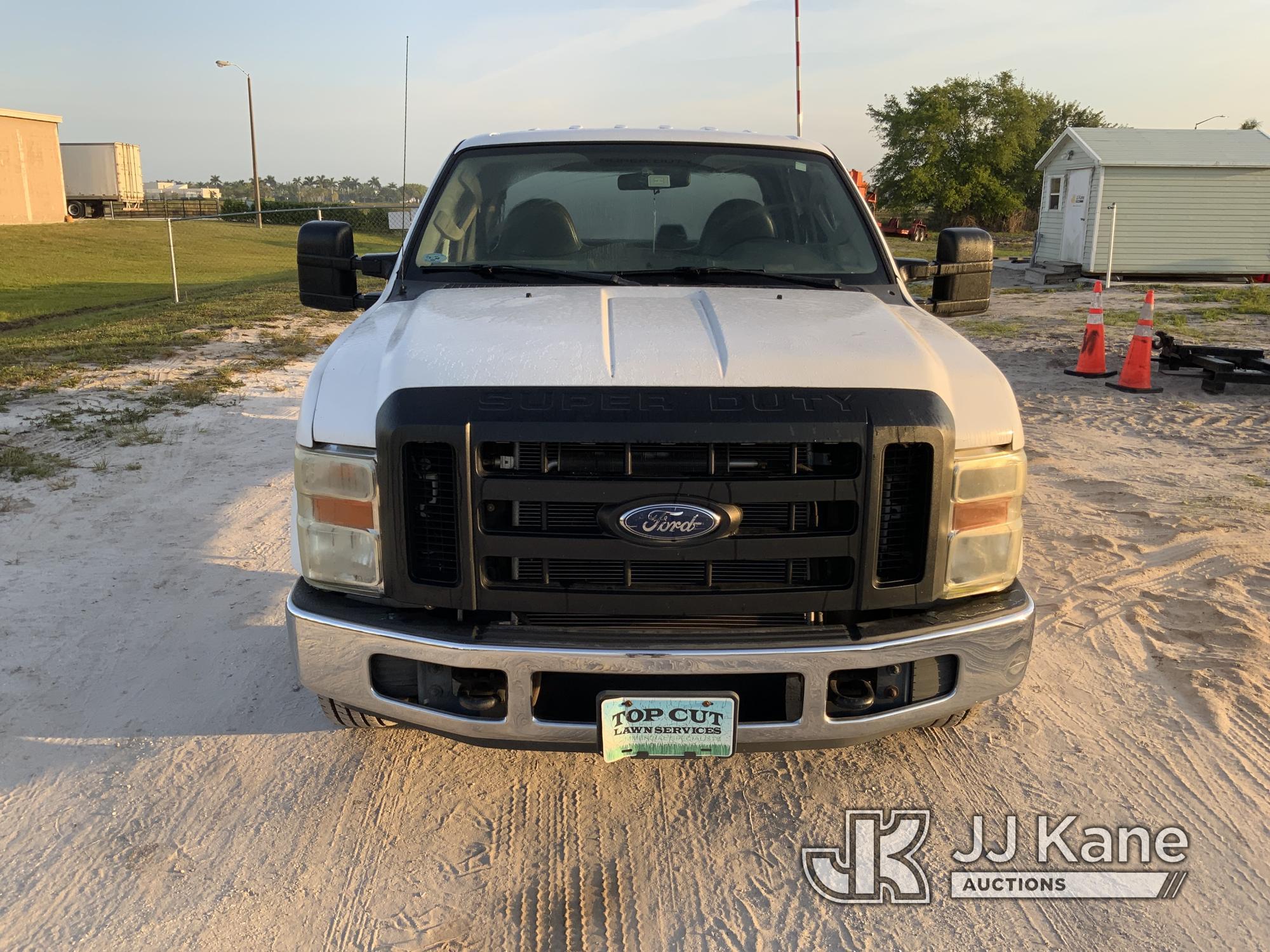 (Westlake, FL) 2010 Ford F250 Crew-Cab Pickup Truck Runs & Moves) (Check Engine Light On, Body Damag