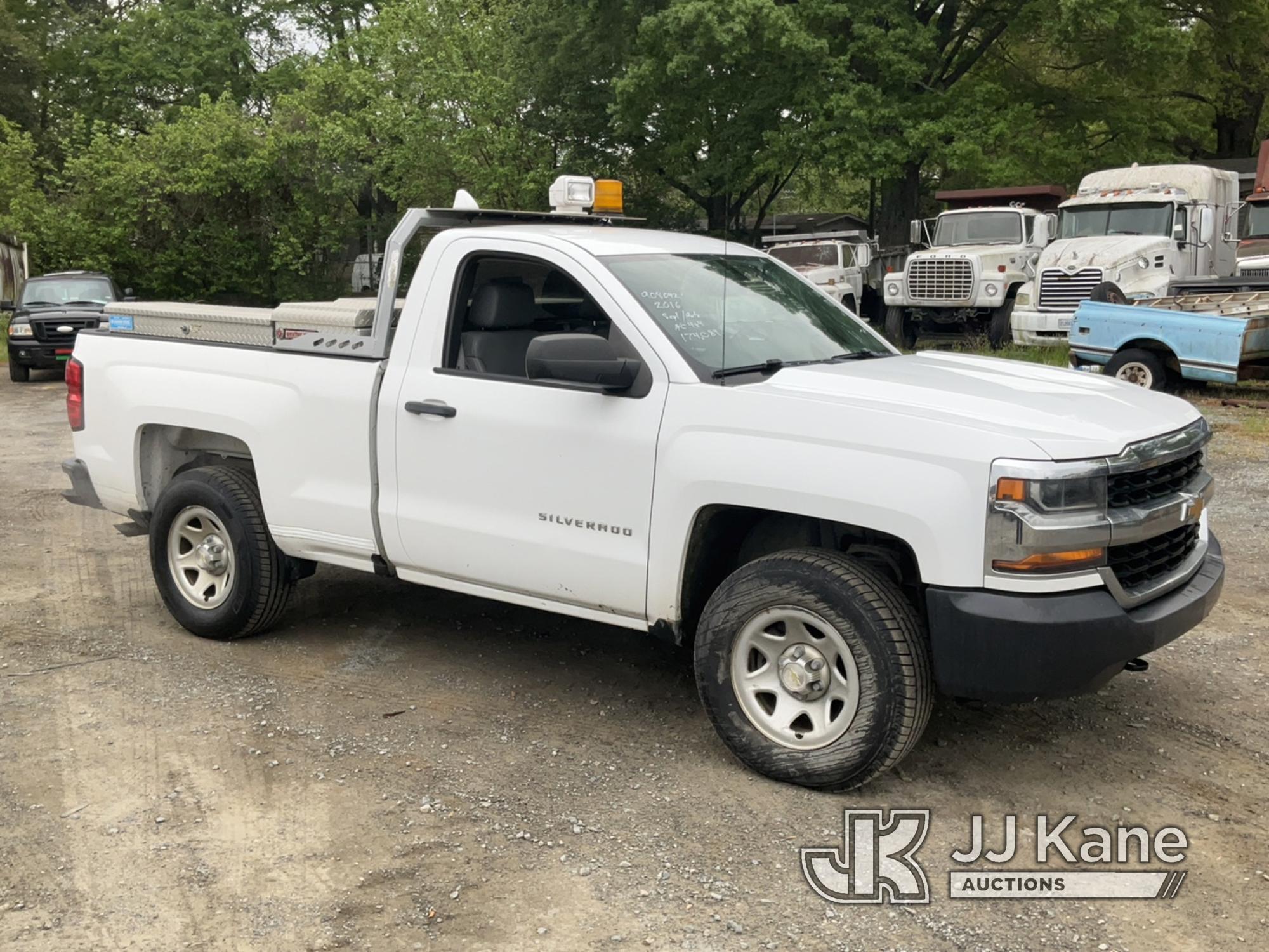 (Charlotte, NC) 2016 Chevrolet Silverado 1500 4x4 Pickup Truck Runs & Moves