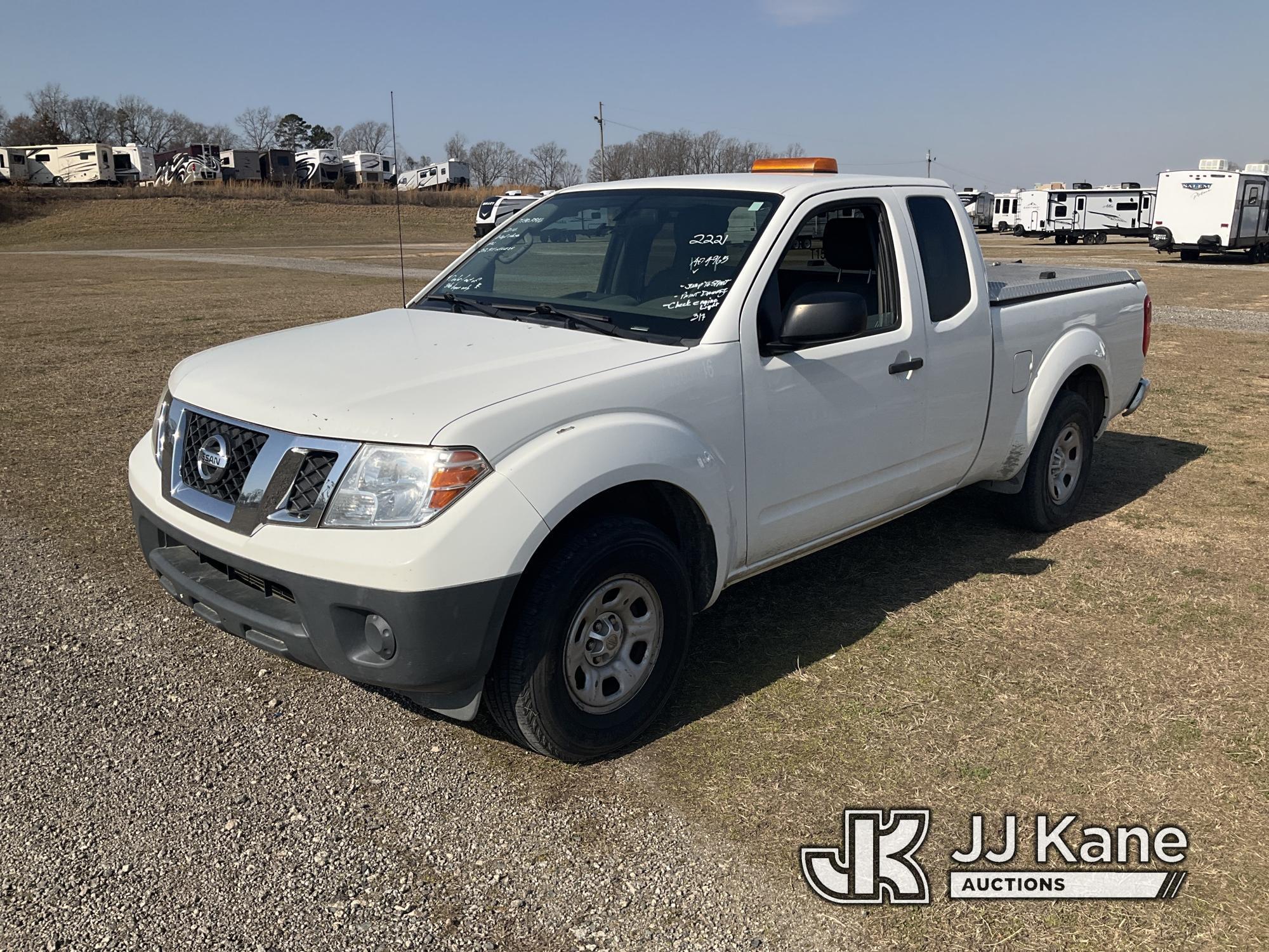 (Charlotte, NC) 2016 Nissan Frontier Extended-Cab Pickup Truck Runs & Moves) (Check Engine Light On,