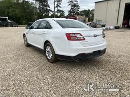 (Robert, LA) 2014 Ford Taurus 4-Door Sedan Runs & moves) (Damage To Rear Passenger Side Door