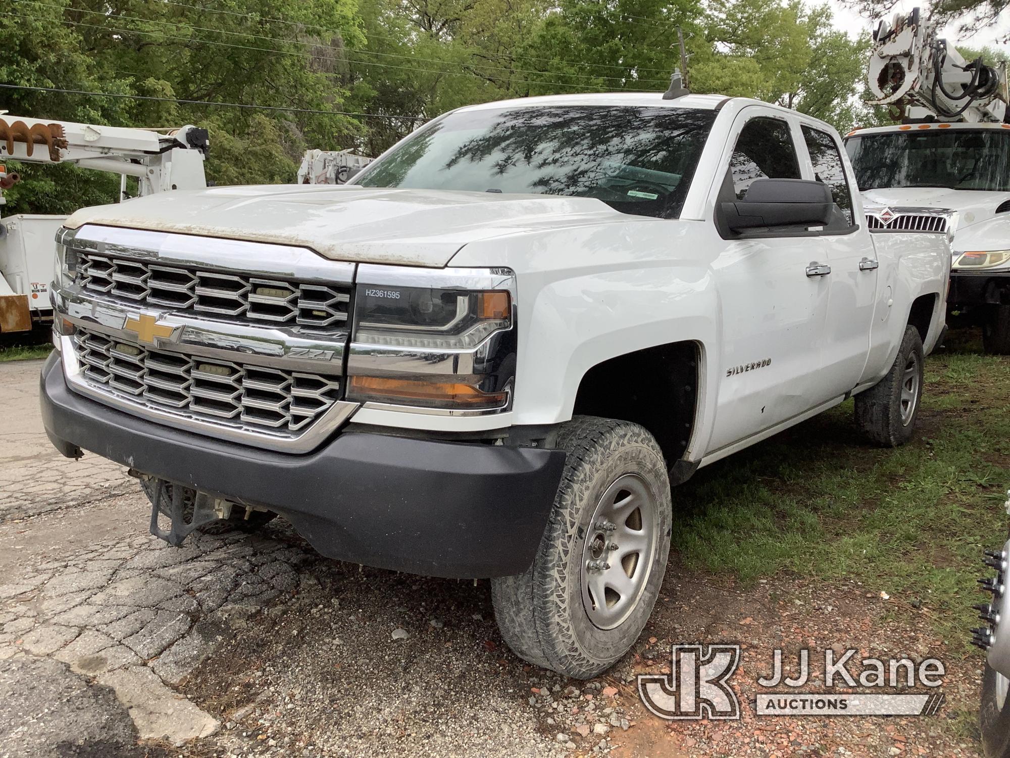 (Graysville, AL) 2017 Chevrolet Silverado 1500 Extended-Cab Pickup Truck Not Running, Condition Unkn