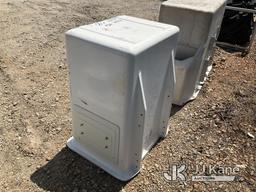 (Villa Rica, GA) Single Man Bucket NOTE: This unit is being sold AS IS/WHERE IS via Timed Auction an