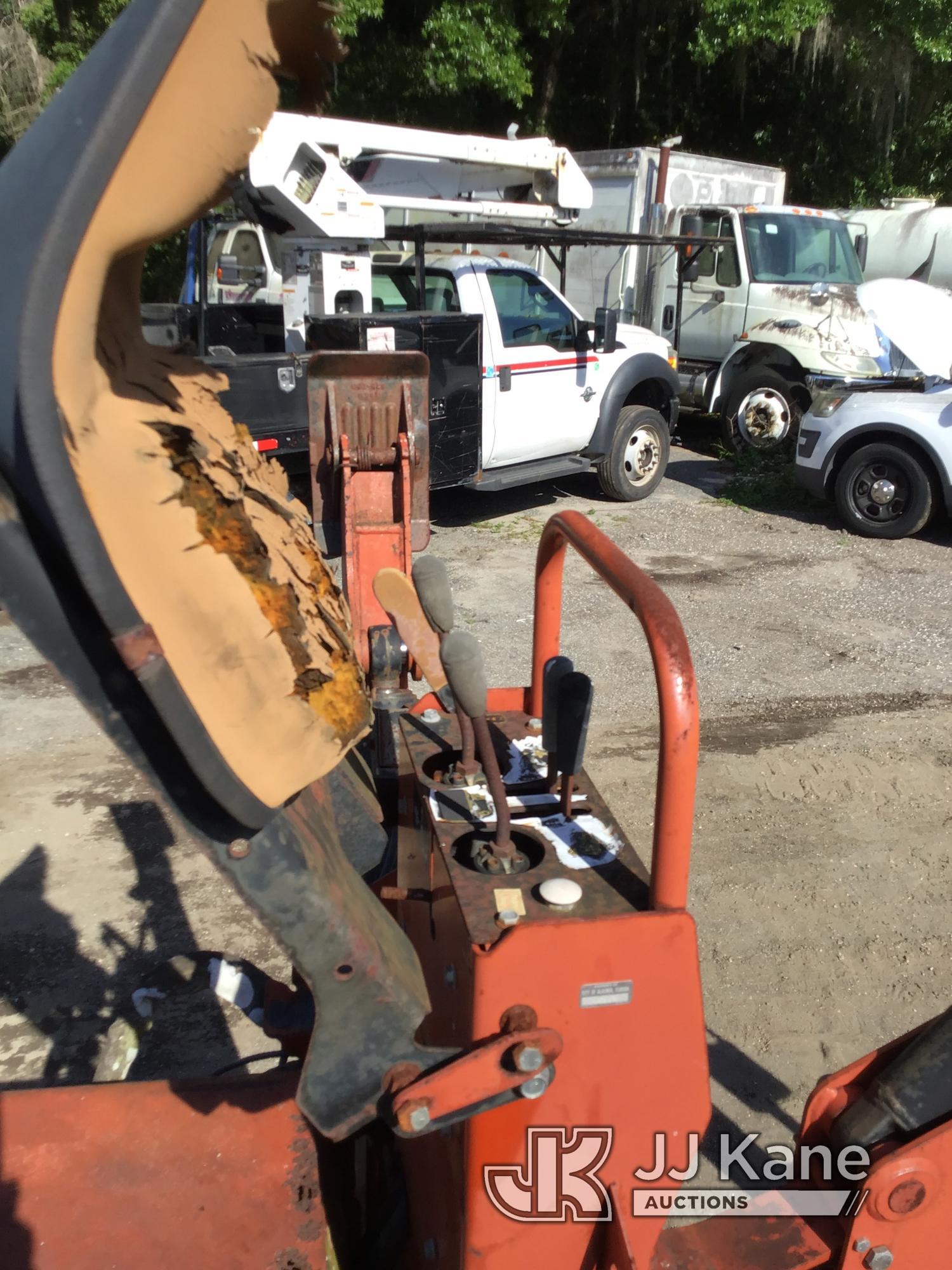 (Ocala, FL) 2003 Ditch Witch 3700 Articulating Rubber Tired Trencher, Municipal Owned Not Running, C