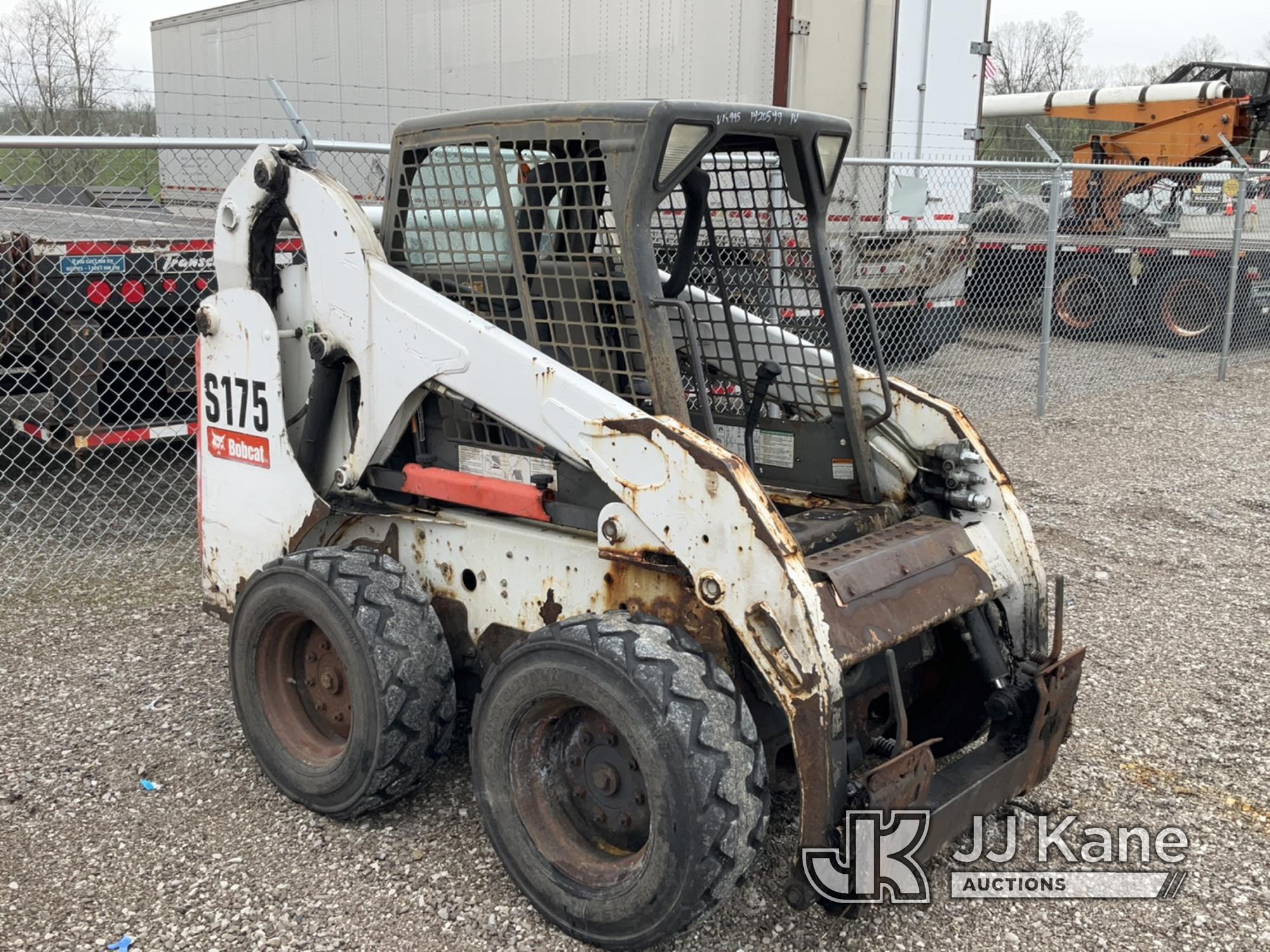 (Verona, KY) 2011 Bobcat S175 Rubber Tired Skid Steer Loader Runs, Moves & Operates) (Rust Damage, N