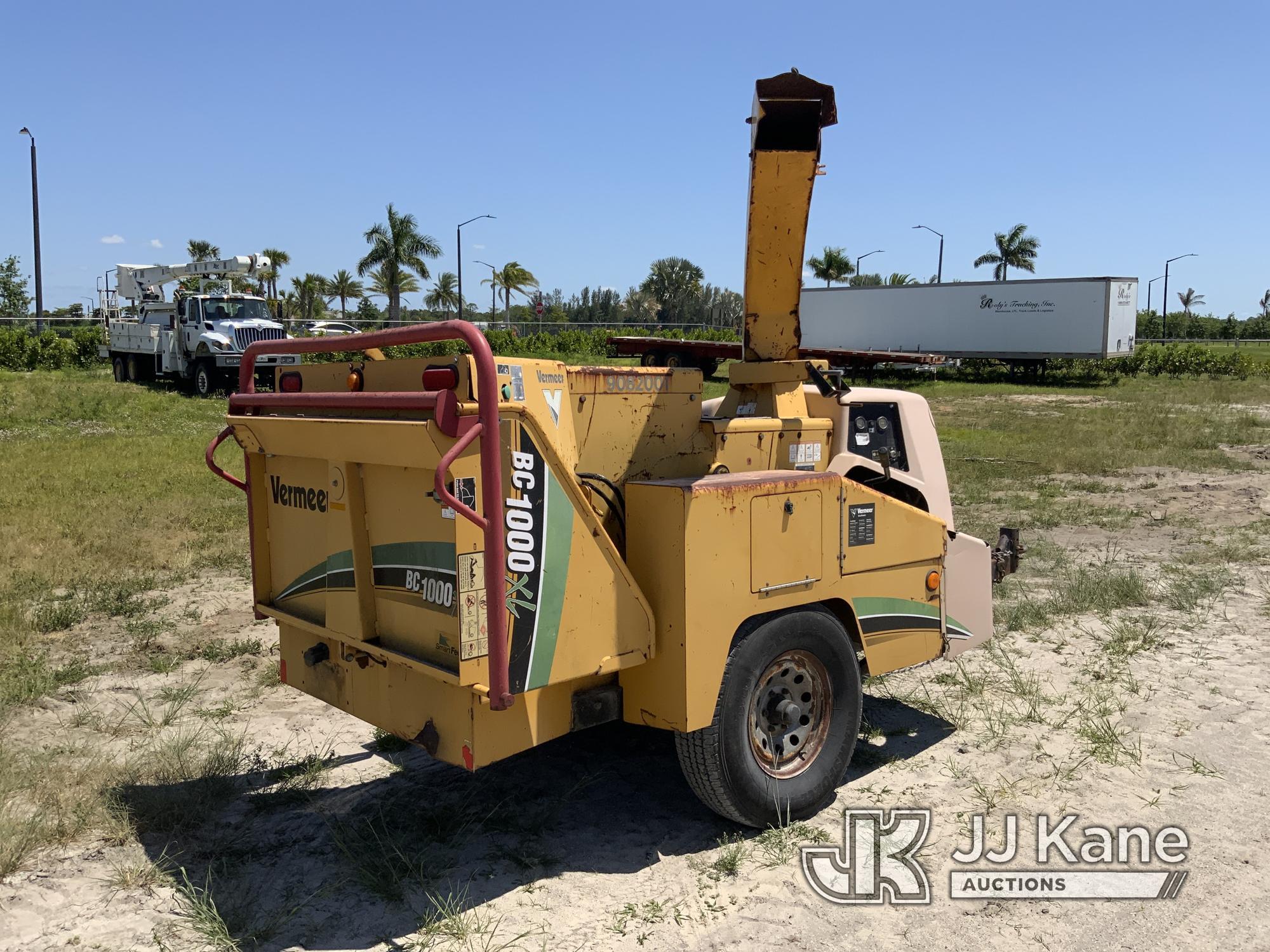 (Westlake, FL) 2008 Vermeer BC1000XL Chipper (12in Drum), trailer mtd Runs  Rough & Operates )(FL Re