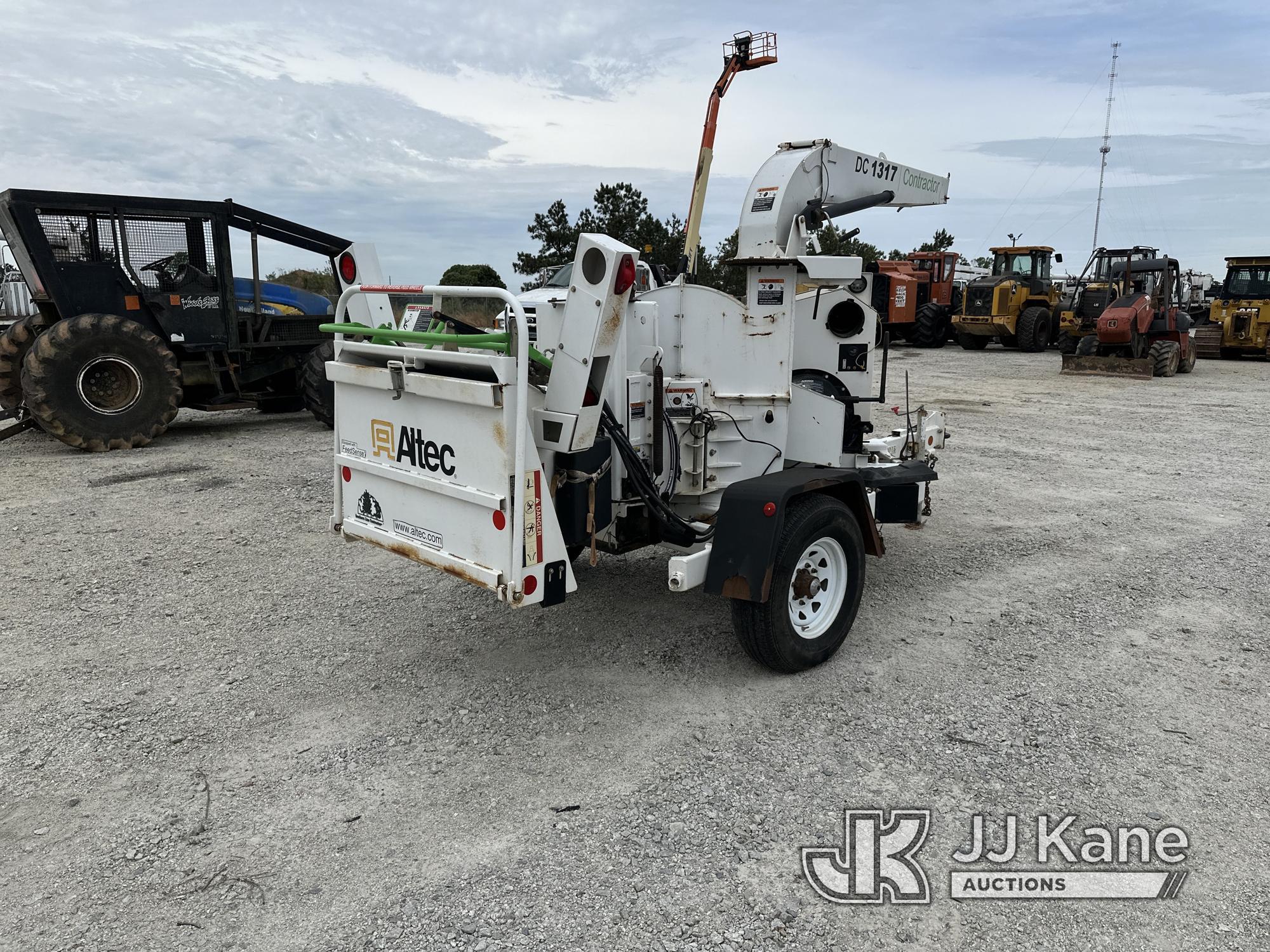 (Villa Rica, GA) 2018 Altec Environmental Products DC1317 Chipper (13in Disc), trailer mtd No Title)